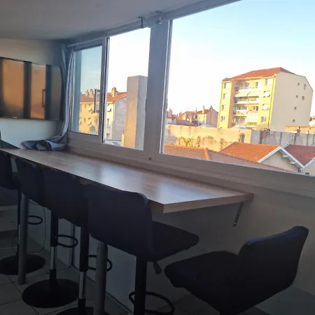 T2 Belle Vue Renove Centre Apartment